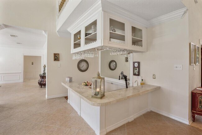 Building Photo - 1406 Kelliwood Oaks Dr