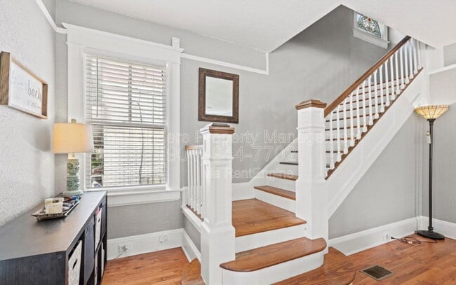 Building Photo - 2623 Forbes St