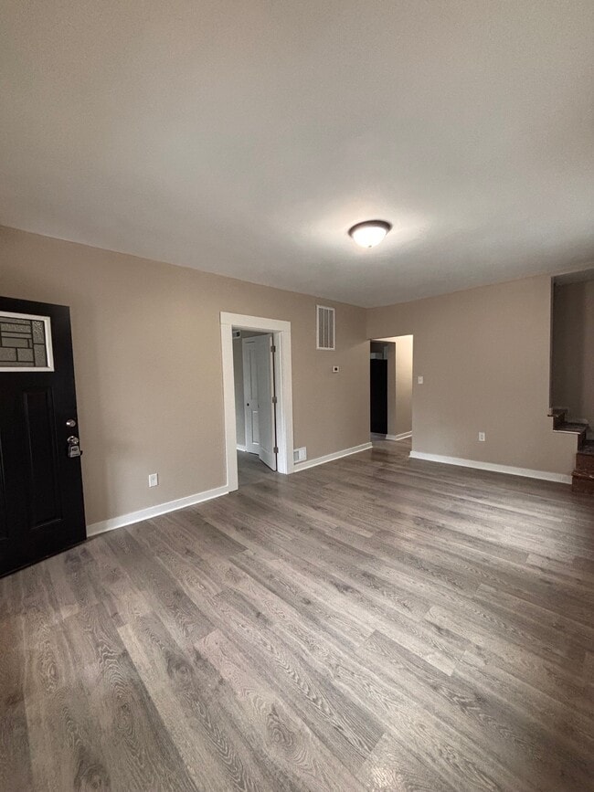 Building Photo - 818 Kurtz St