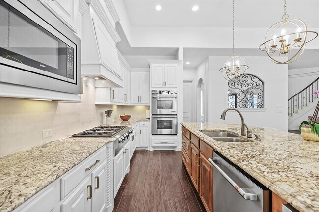 Building Photo - 5475 Harvest Oak Landing Dr