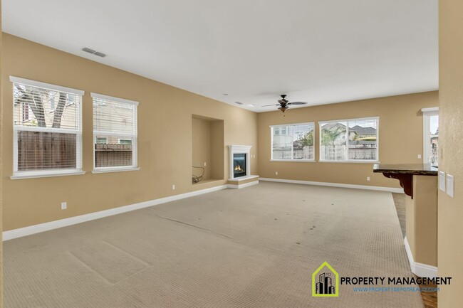 Building Photo - Exceptional Single-Story Home for Rent - 2...