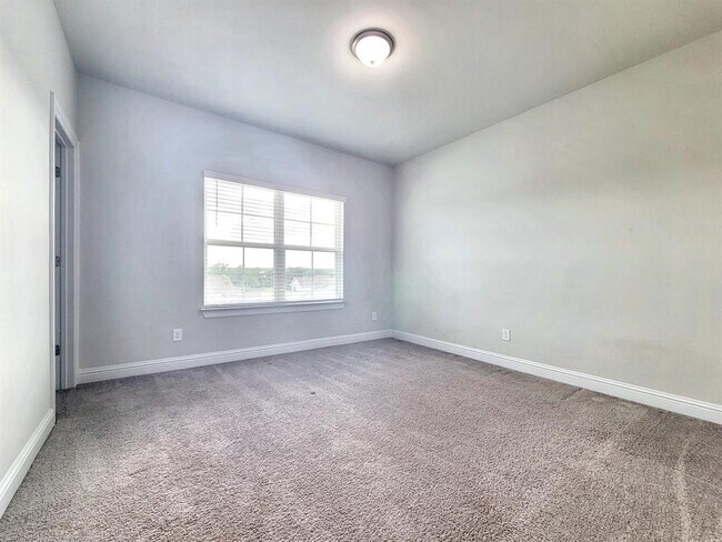 Building Photo - 601 C-Bar Ranch Trl