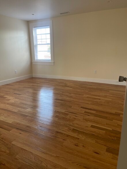1 bedroom - 528 Chapel St