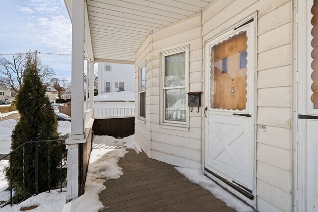 Building Photo - 3 Lawry St