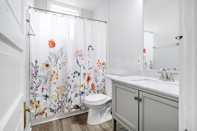 Building Photo - 4222 Cleveland Ave