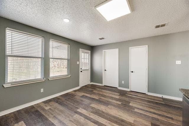 Building Photo - 512 Rocky Springs Dr