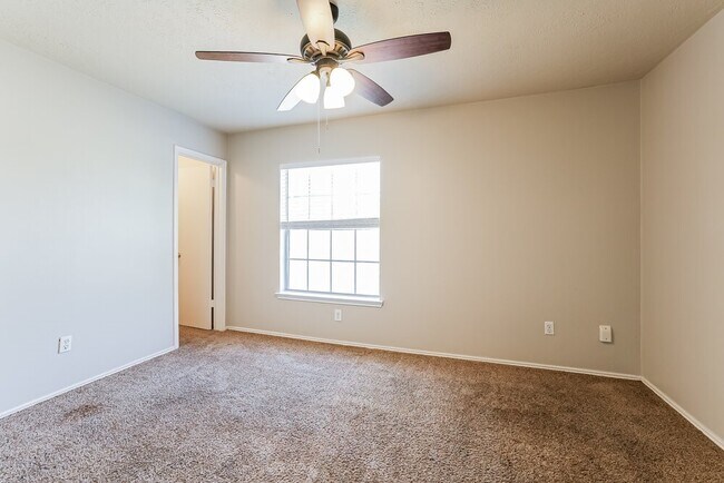 Building Photo - 30846 Melita Dr