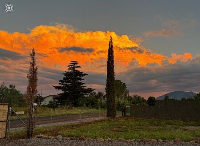 Building Photo - 1/2 Off First Month Rent Till December 31s...