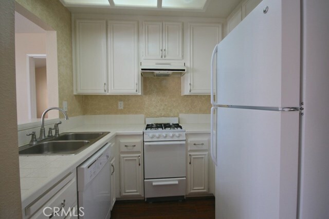 Building Photo - 63 Gaviota