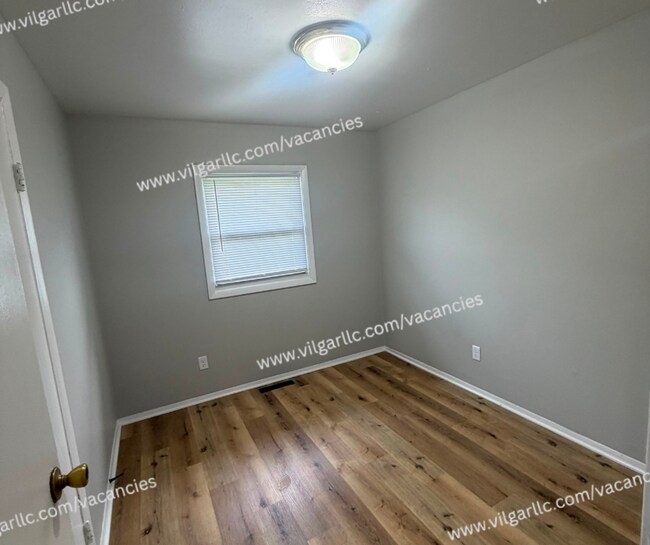 Building Photo - 4414 W 24th Pl
