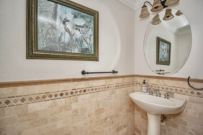 Building Photo - 16081 Sierra Palms Dr