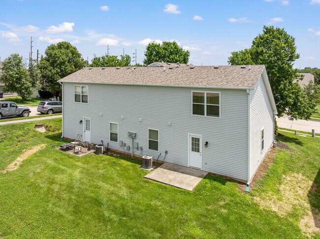 Building Photo - 3517 Prescott Dr