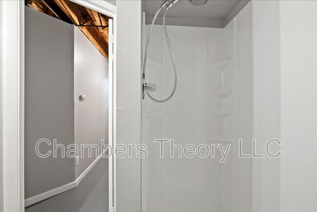 Building Photo - 4411 Harrison St NW