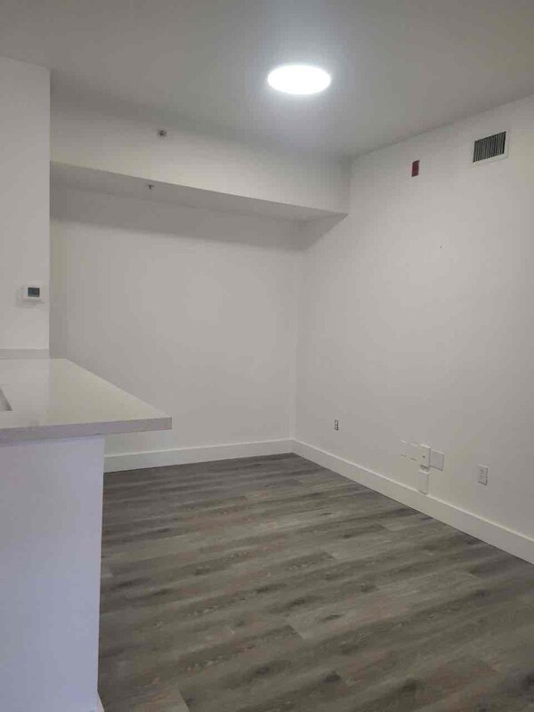 Building Photo - 7330 NW 114th Ave