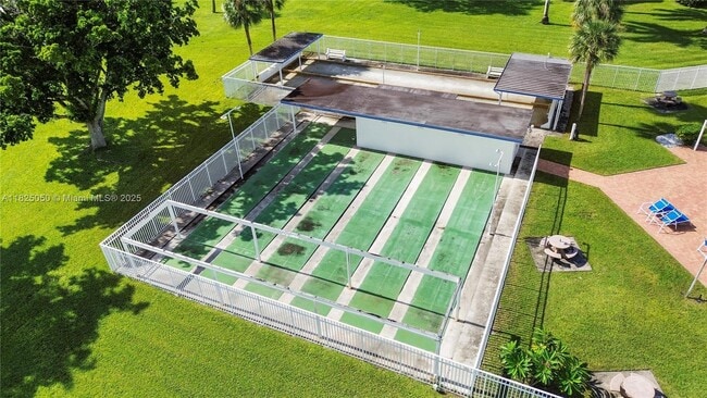 Building Photo - 6712 NW 70th Ct