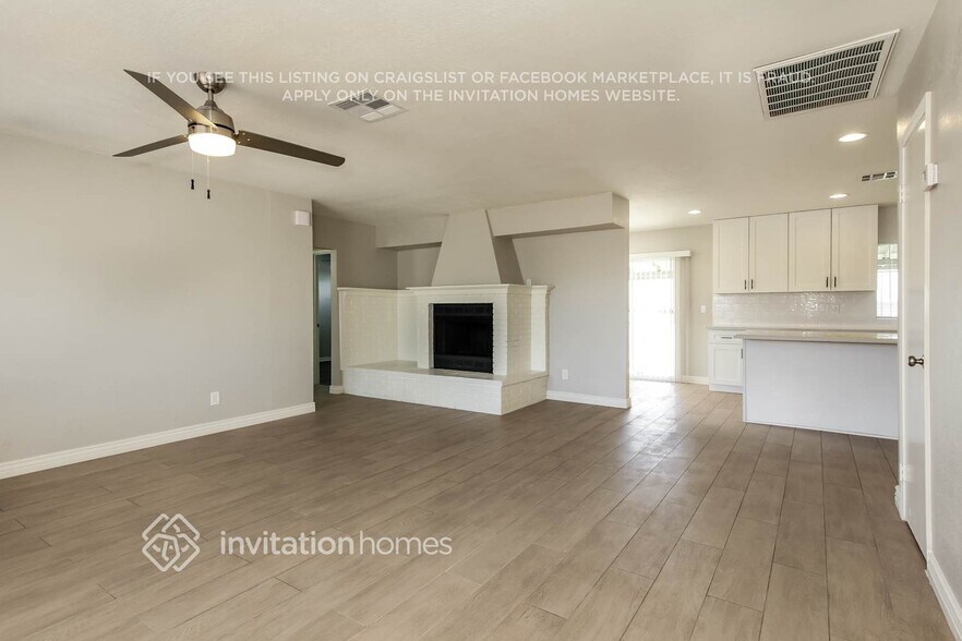 Building Photo - 11012 N 47th Ave