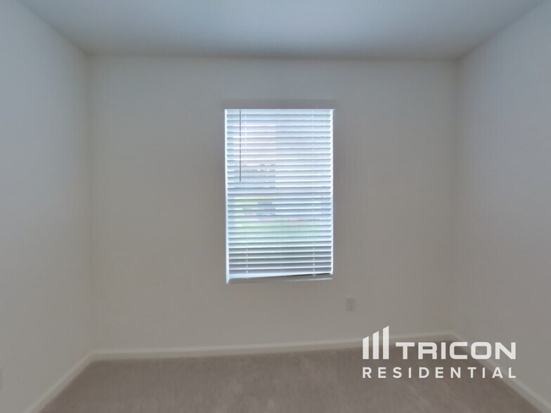 Building Photo - 10734 Lishwood Wy
