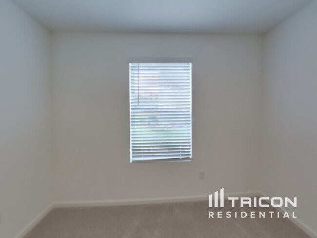 Building Photo - 10734 Lishwood Wy