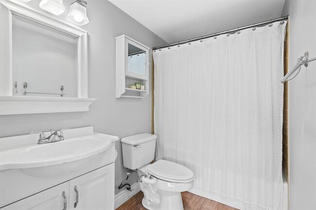 Building Photo - 3791 NW 84th Ave