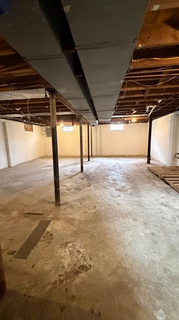 Building Photo - 6058 322nd St
