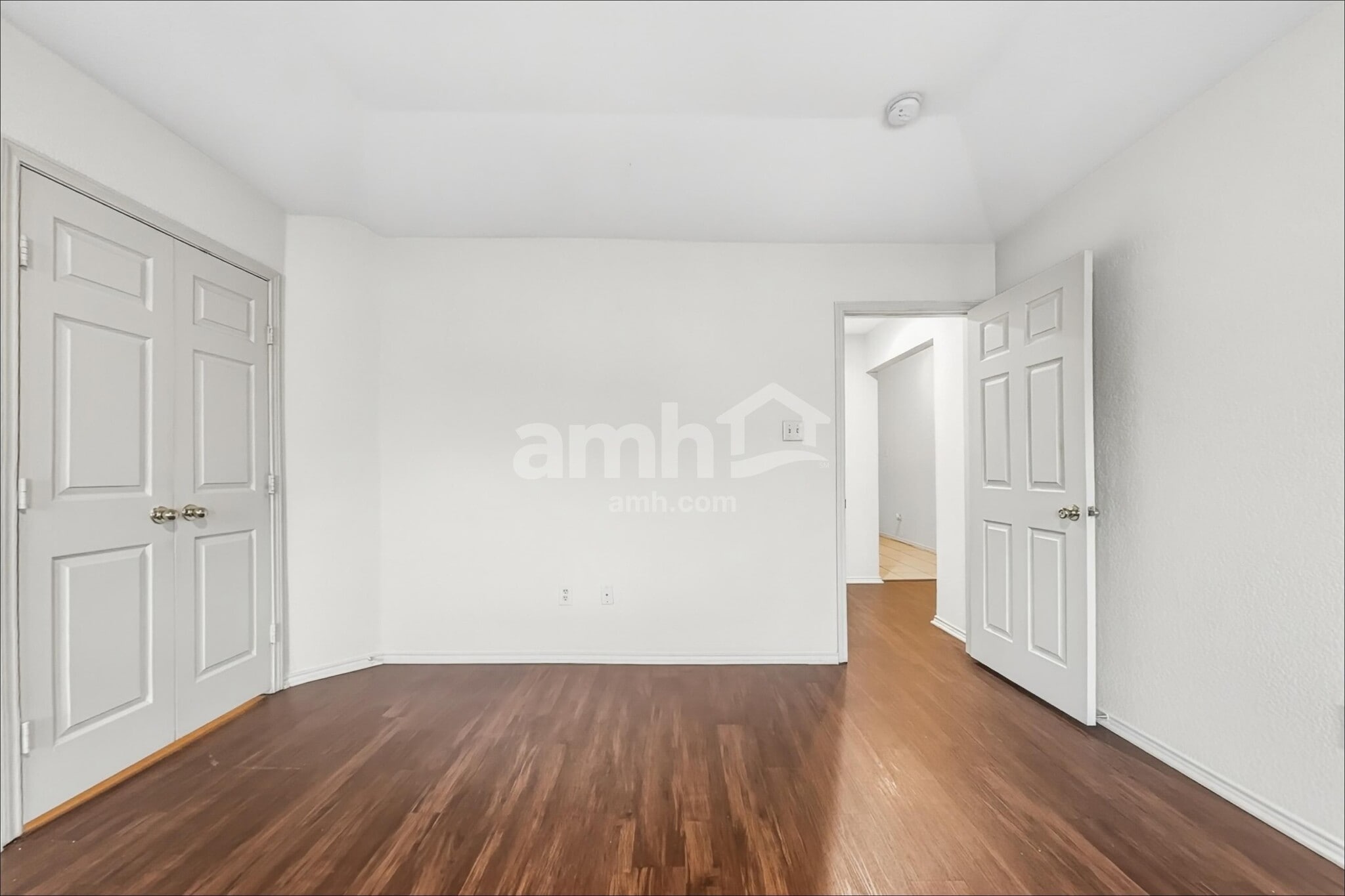 Building Photo - 961 Mesa Vista Dr