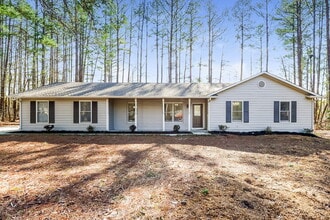 Building Photo - 1061 Lost Ct
