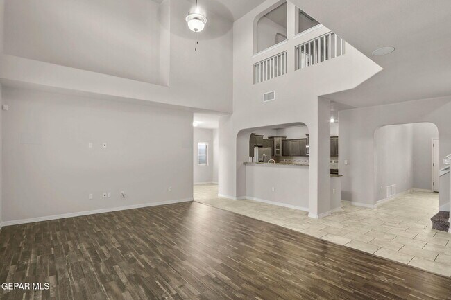 Building Photo - 14832 Bert Cameron Ave