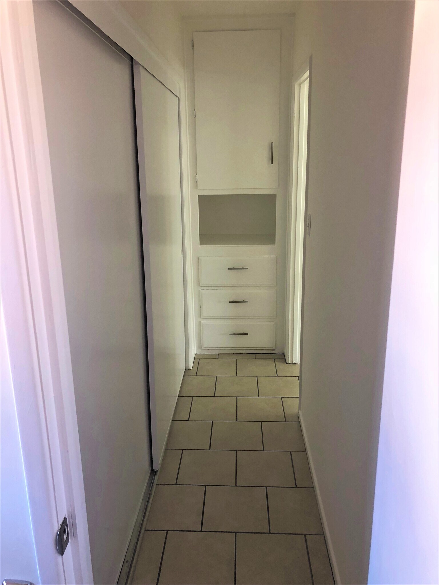 Building Photo - 912 N Market St