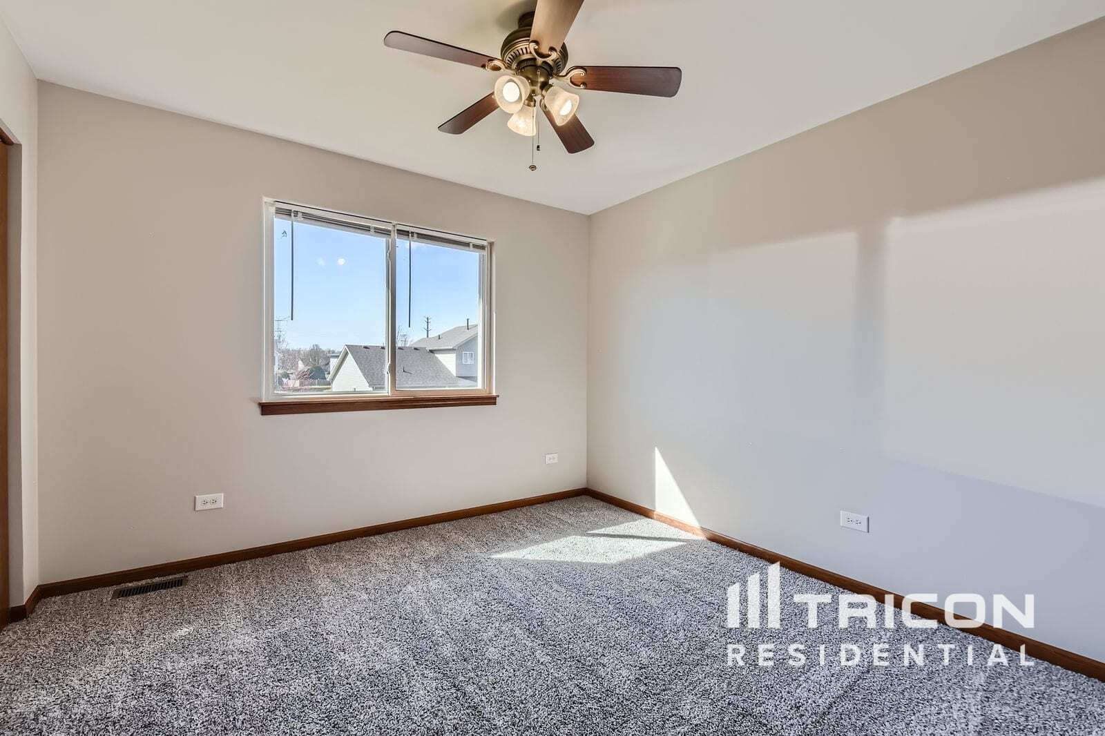 Building Photo - 3501 Stone Creek Dr