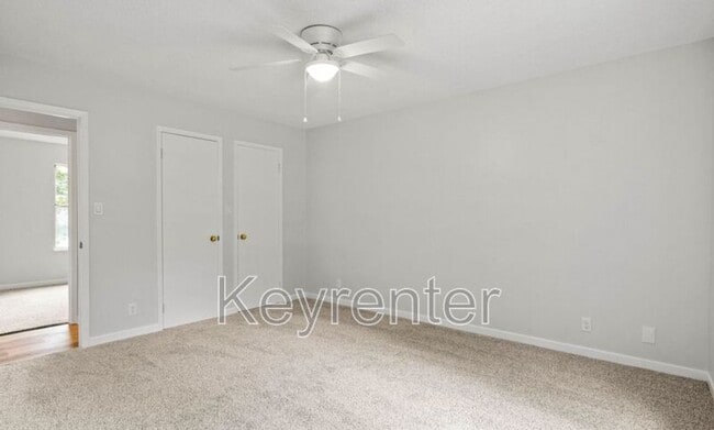 Building Photo - 6600 Woodcock Cir