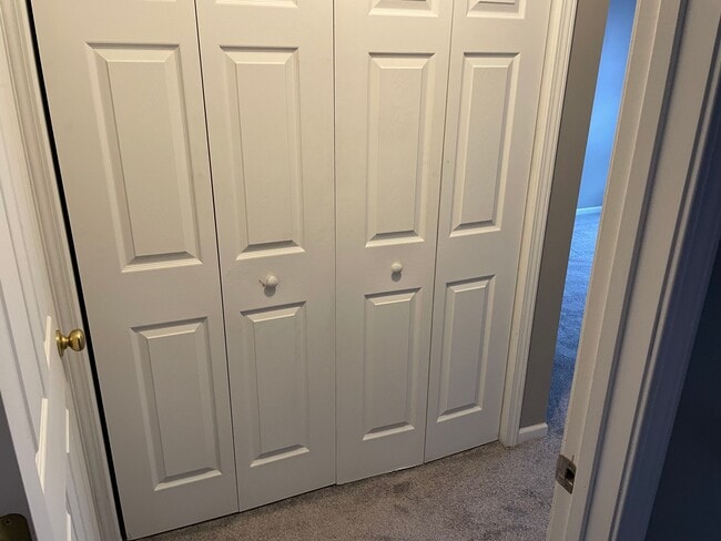 Building Photo - 5100 Hardy Ct