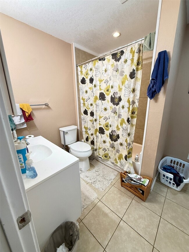 Building Photo - 5911 Farm to Market Rd 1459