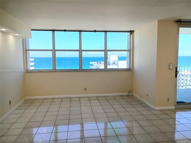 Building Photo - 1410 S Ocean Dr