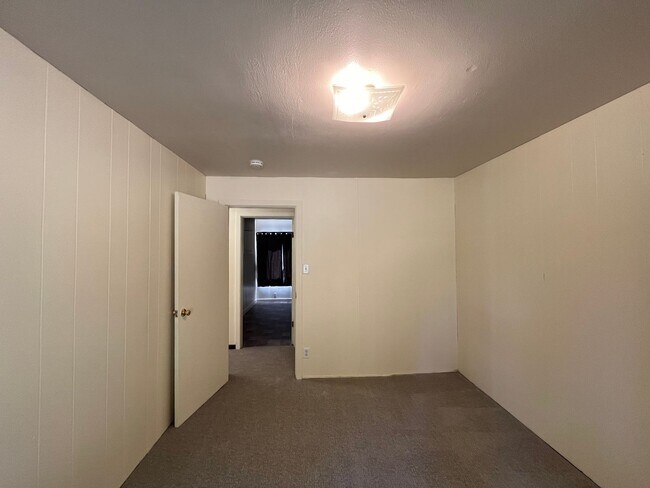 Building Photo - Page Way