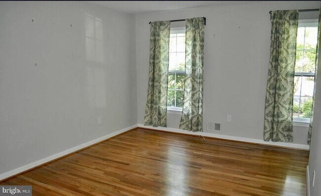 Building Photo - 3810 Lynn Regis Ct