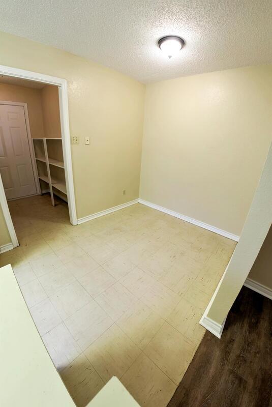 Building Photo - 6932 County Rd 381