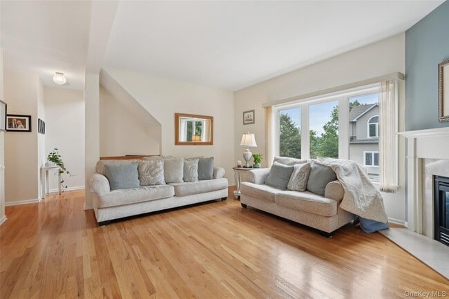 Building Photo - 4 Cliffside Ct