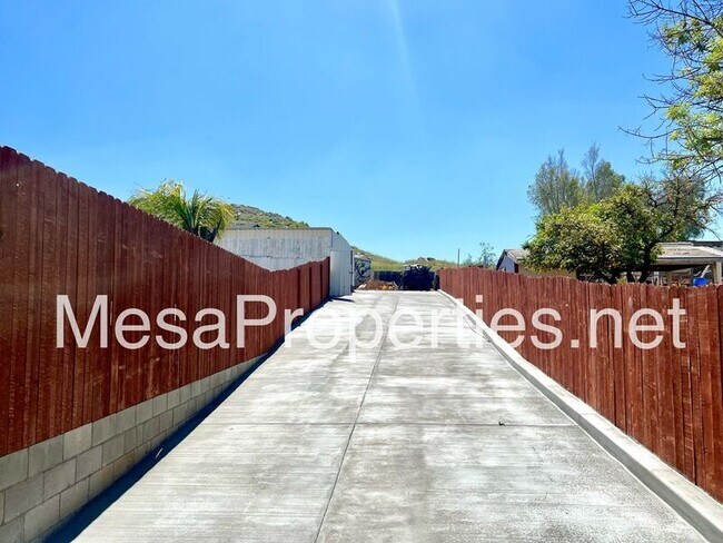 Building Photo - 10152 Cook Ave