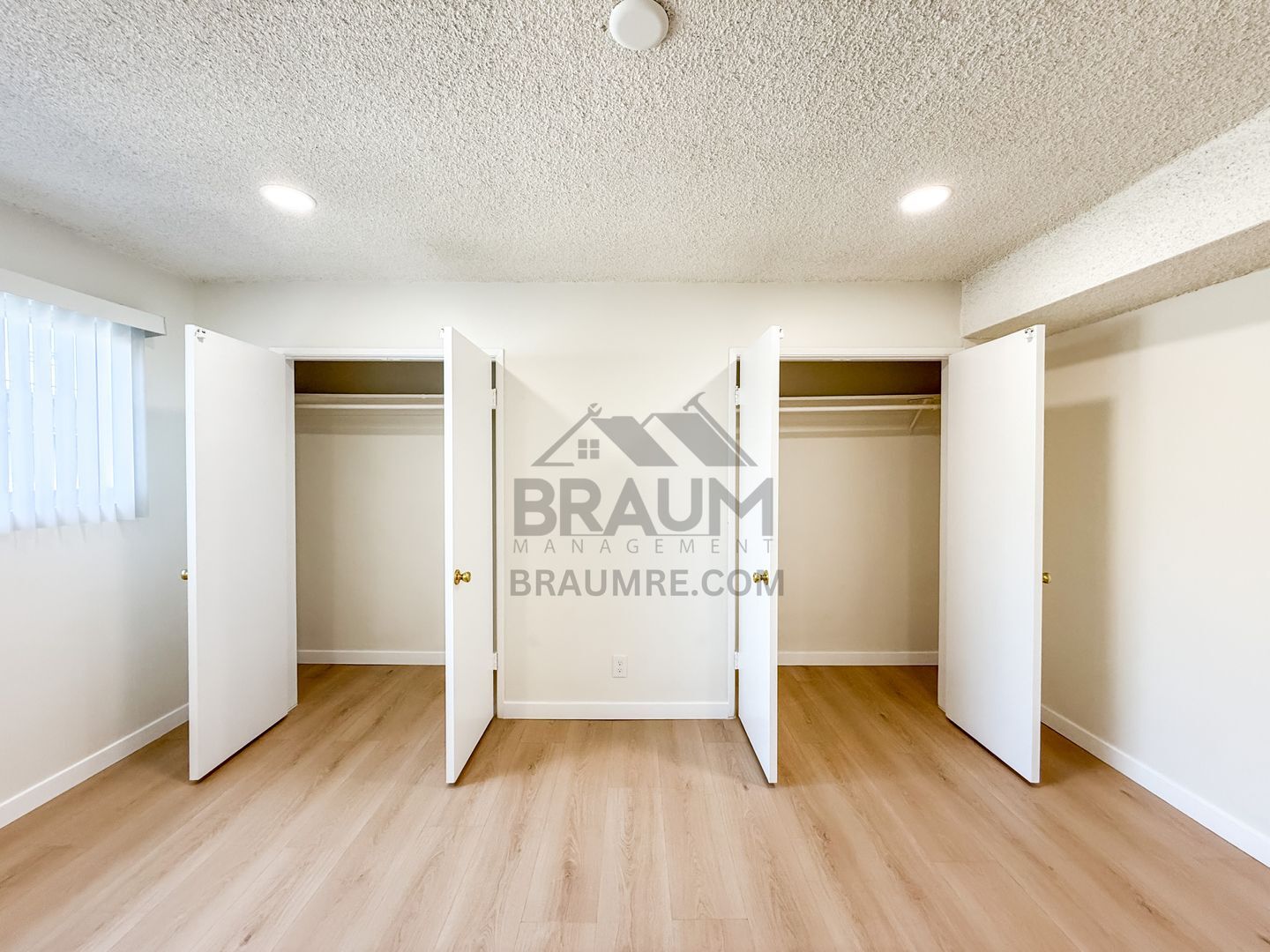 Building Photo - 6041 Whitsett Ave