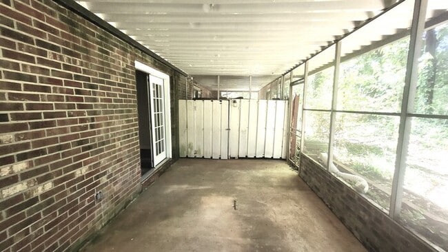 Building Photo - Available for Rent: Two Bedroom 2.5 Bath T...