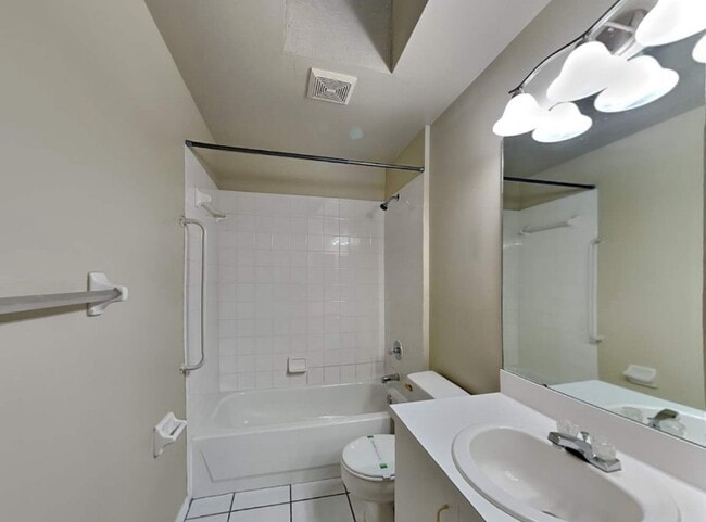 Building Photo - 13007 Ruthelen St