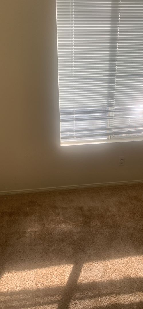 Building Photo - 2025 Nightrider Dr