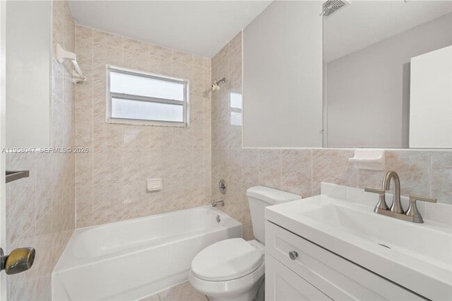 Building Photo - 745 NW 3rd Ct