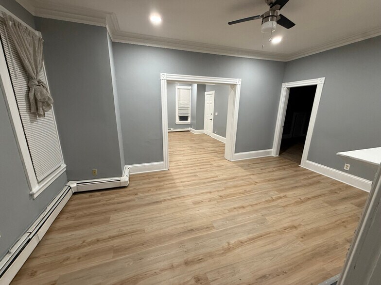 Building Photo - 249-251 Orms St