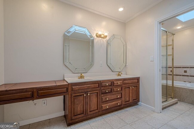 Building Photo - 45 Brandon Ridge Dr NE