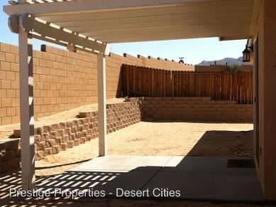 Building Photo - 5267 Verenda Ave
