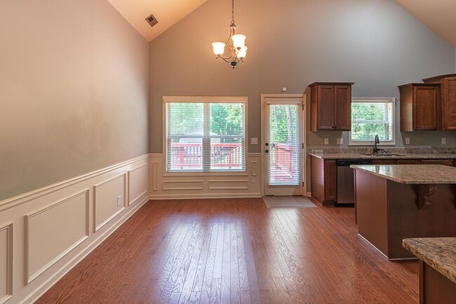 Building Photo - Private 4BR Home on Acreage with Pool and Hot Tub Near Downtown Senoia