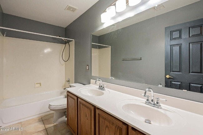 Building Photo - 13241 W Jacobson Dr