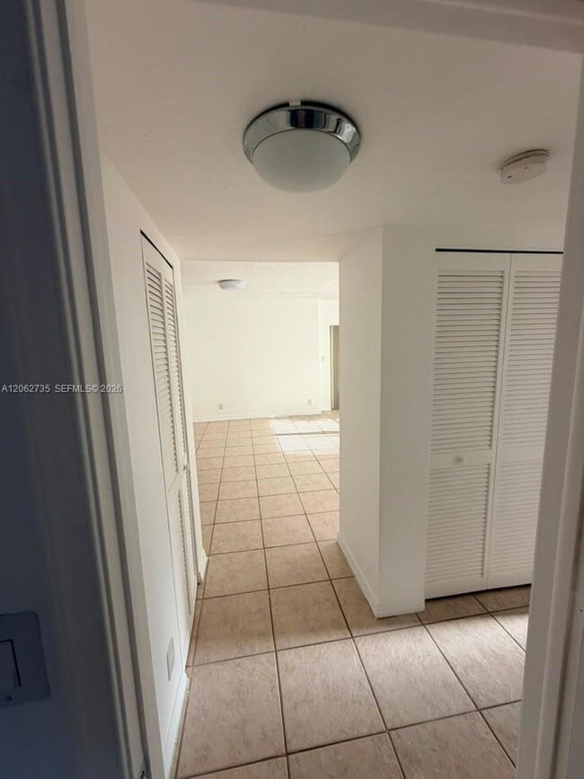 Building Photo - 12193 Royal Palm Blvd