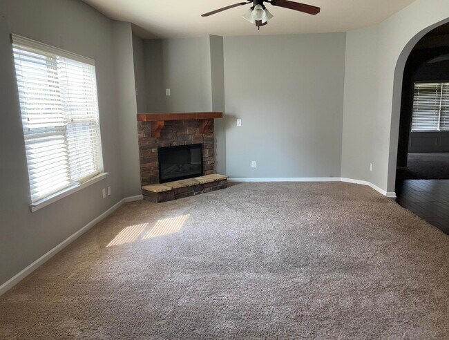 Building Photo - 3357 Grove Landing Cir